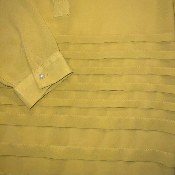 Umgee USA Mustard Yellow Blouse with Crochet Collar – Size M - Picture 11 of 11